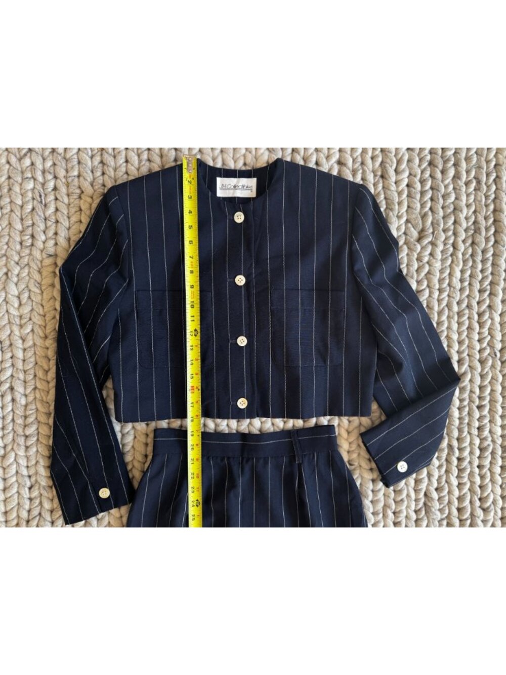 JH Collectibles Navy Pinstripe Two-Piece Skirt Suit Size 8 Made In Colombia Long - Picture 3 of 13